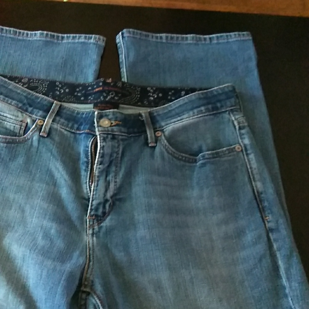  Levi women boot cut size 12
